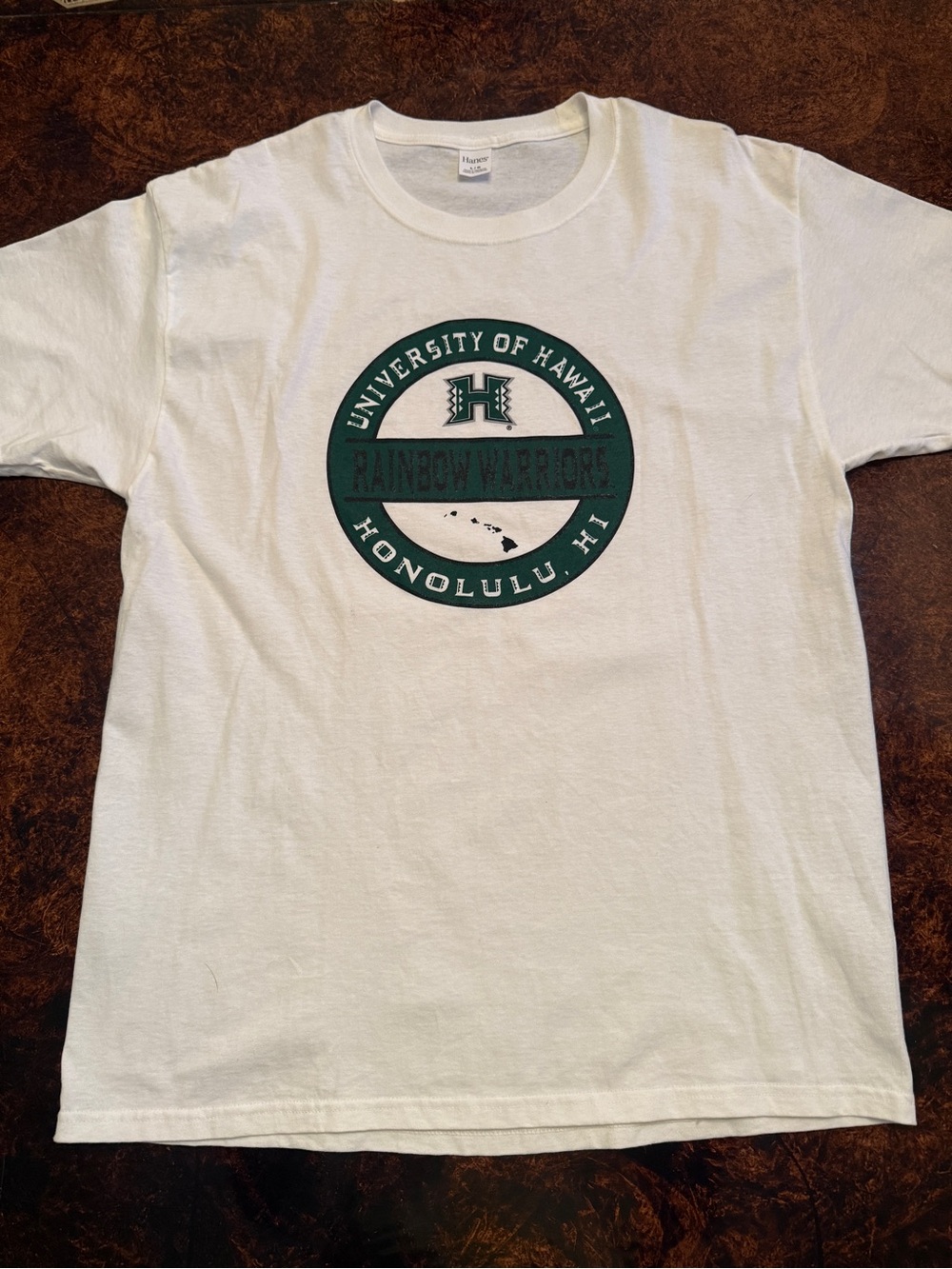 University of Hawaii White Rainbow Warriors Graphic Tee